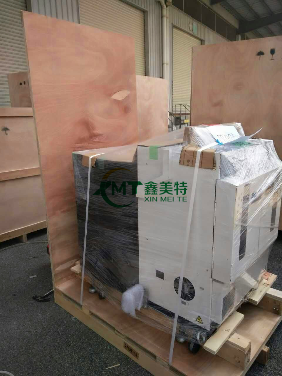 <a href=http://xhdianjin.com target=_blank class=infotextkey>ľb</a>